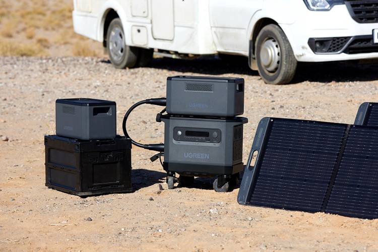 Ugreen PowerRoam 2200 Portable Power Station: The ultimate power