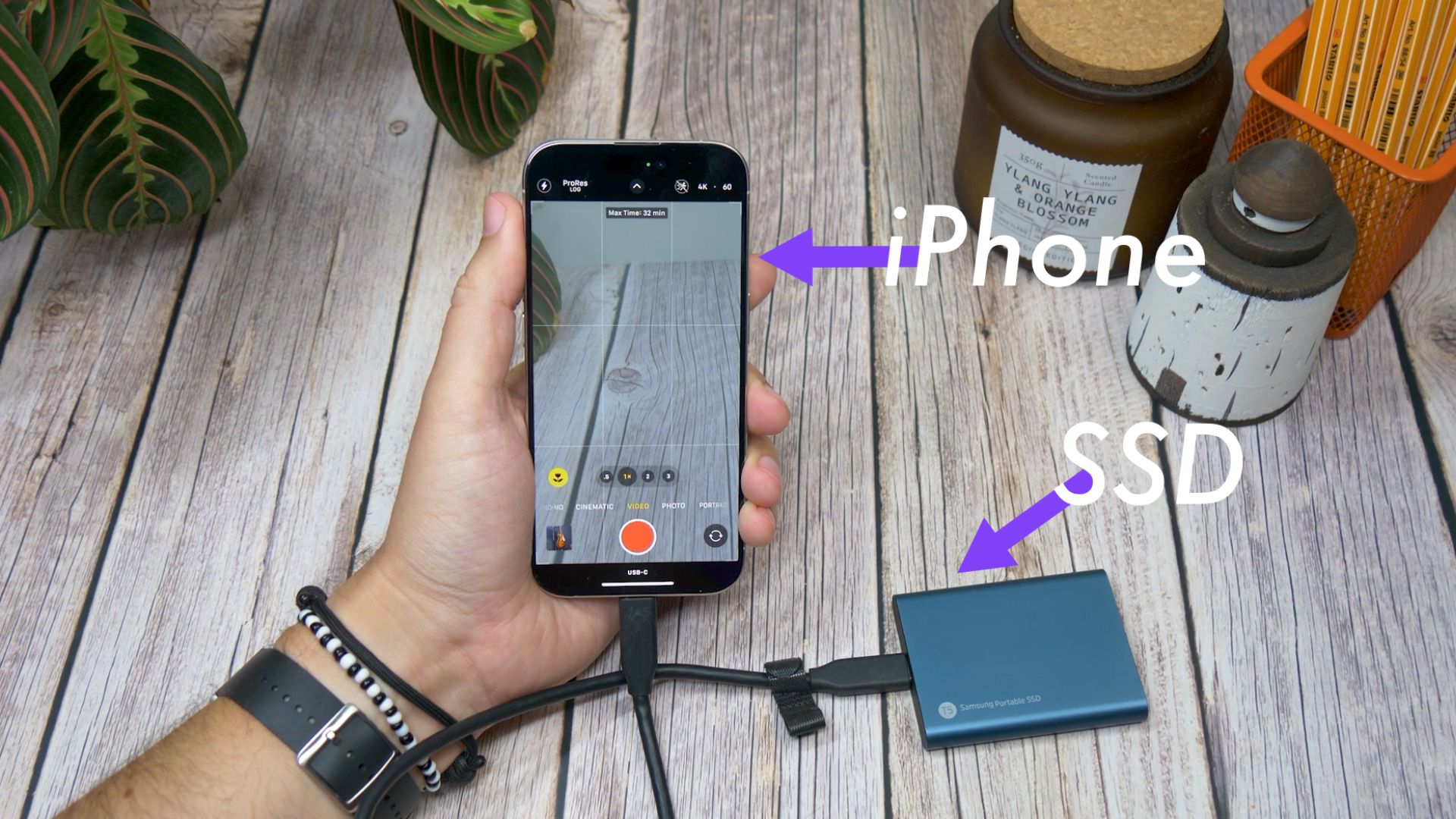 Compatible with iPhone 15  A USB-C Flash Drive Buying Guide
