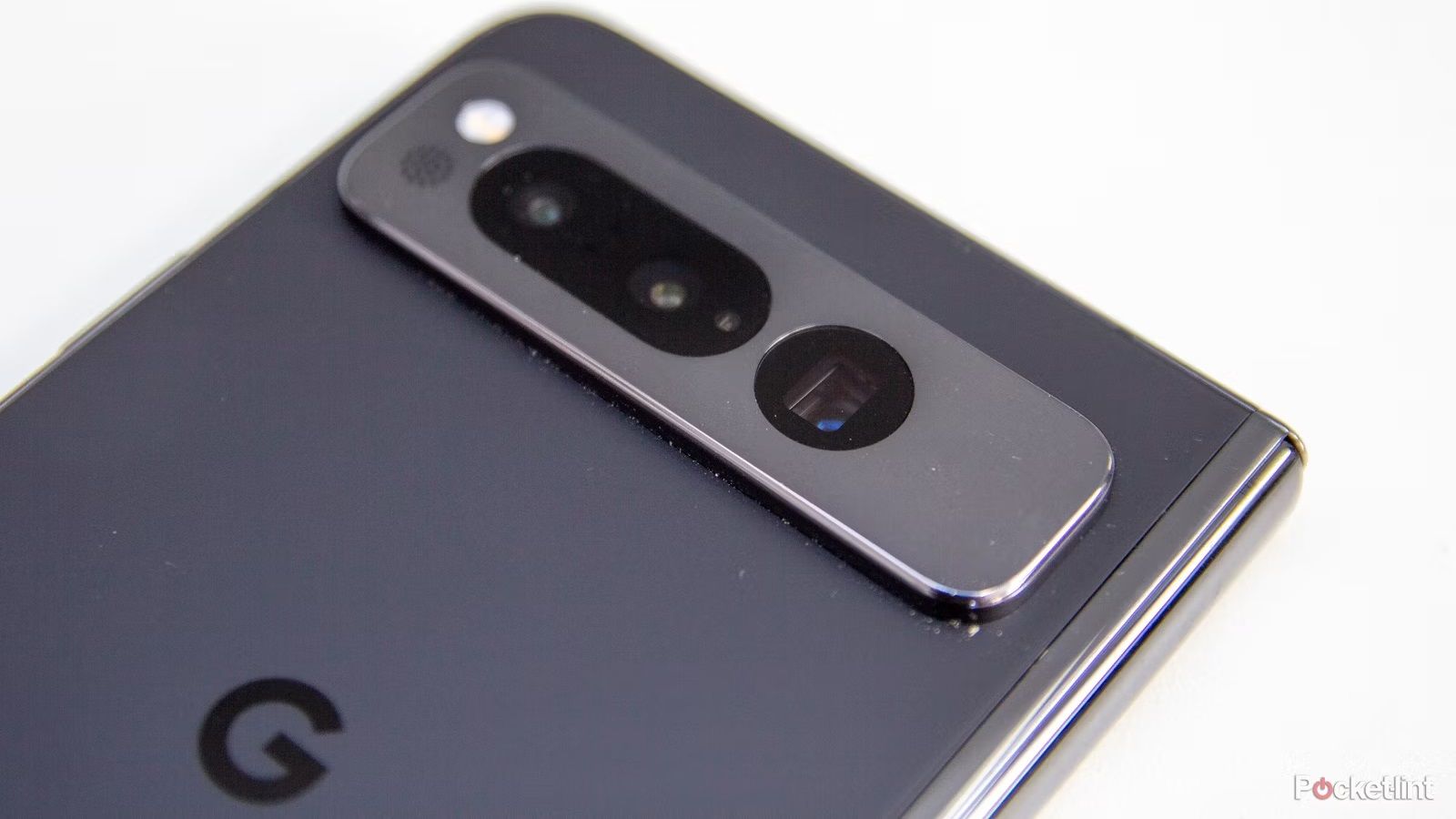 Google_Pixel_Fold_Visor-Cropped