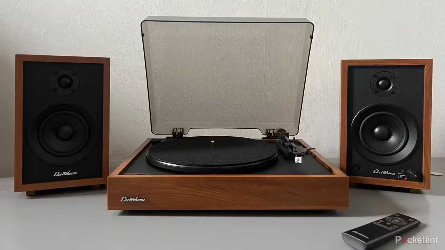 Montrose Record Player and McKinley Bookshelf Speakers (4)-1