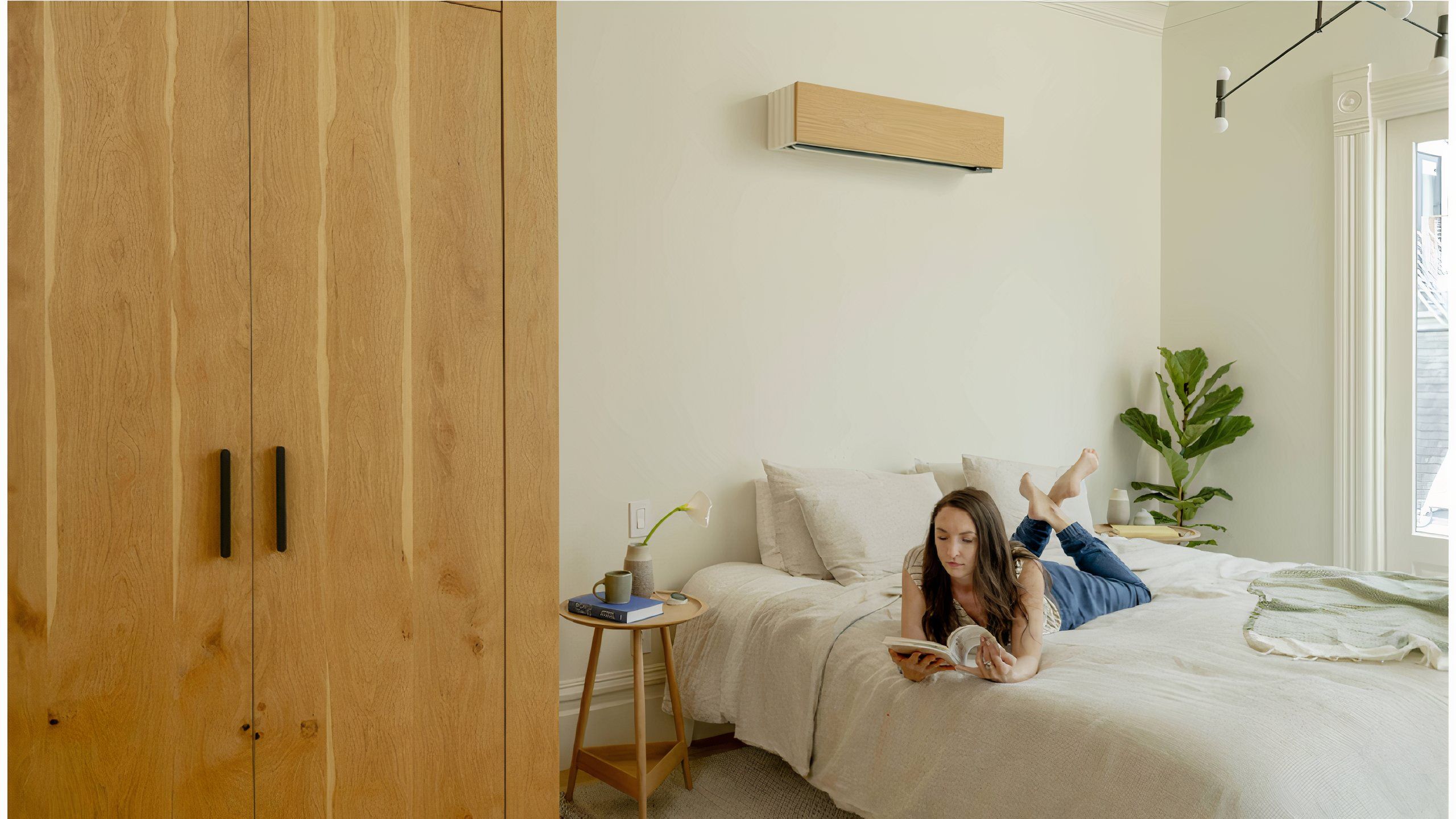 Quilt heating system in a room