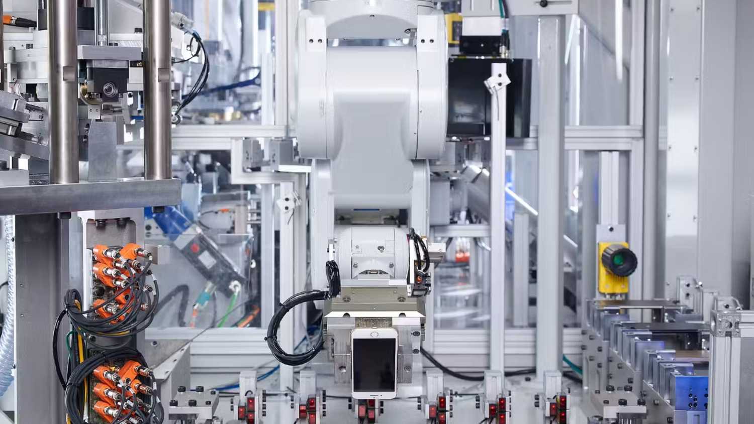 An Apple recycling robot.