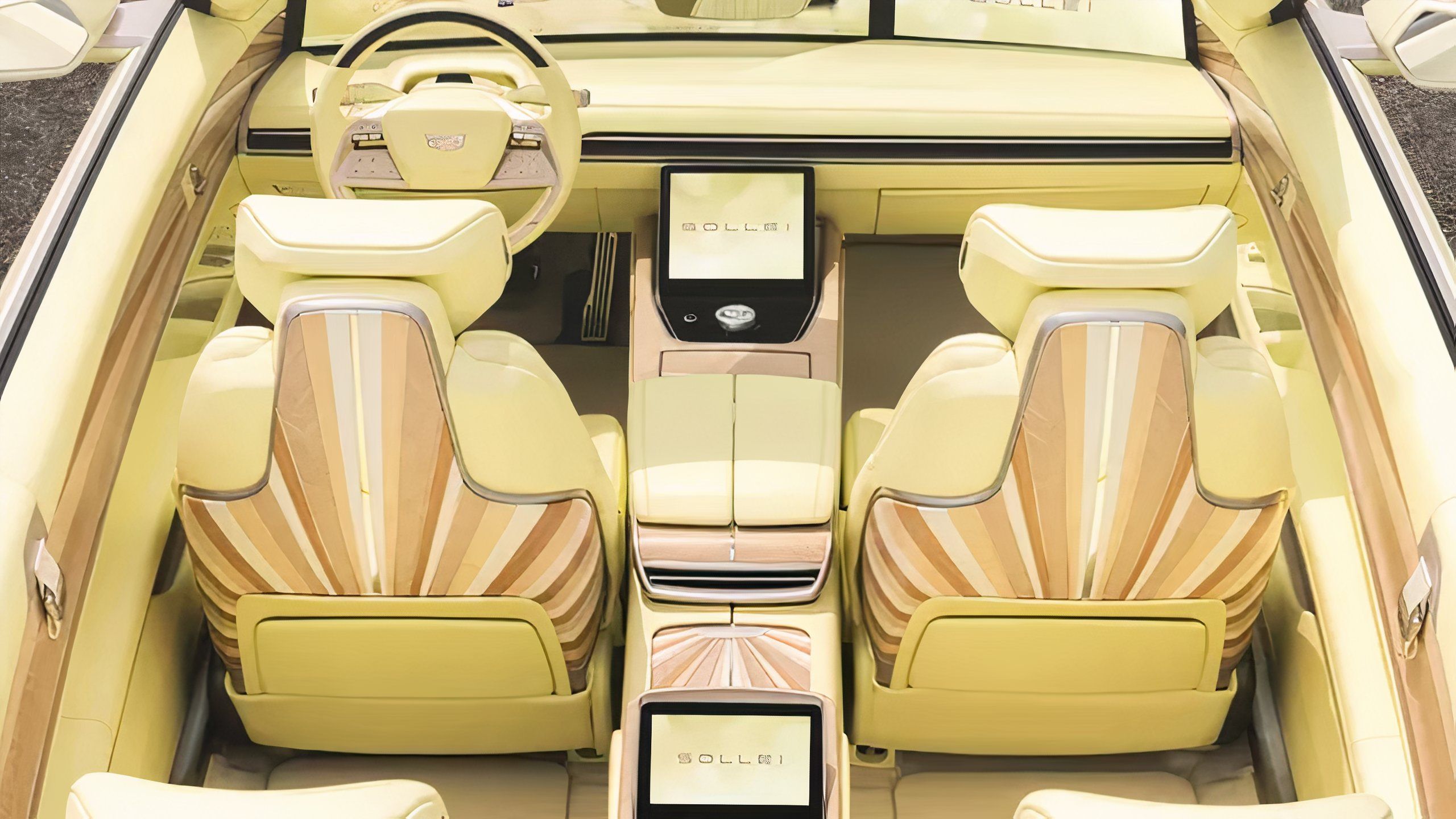 Cadillac Solei interior.