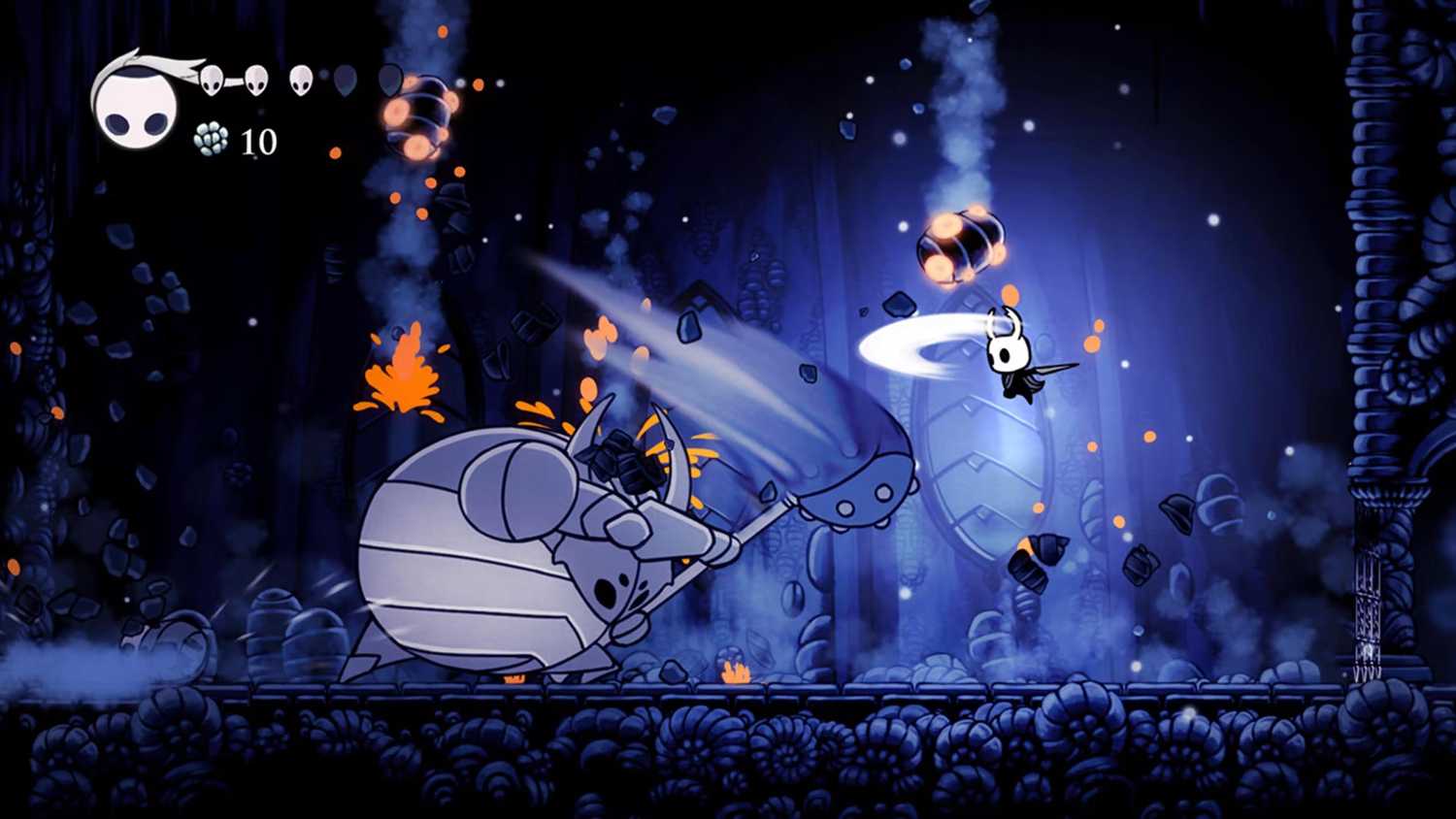 The Knight fights the False Knight, Hollow Knight's first boss.