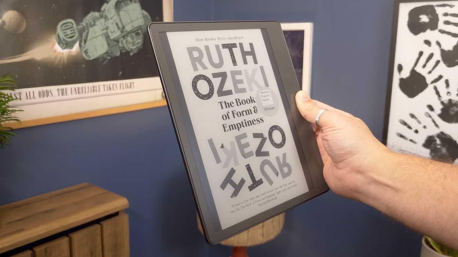 An image of the Kindle Scribe