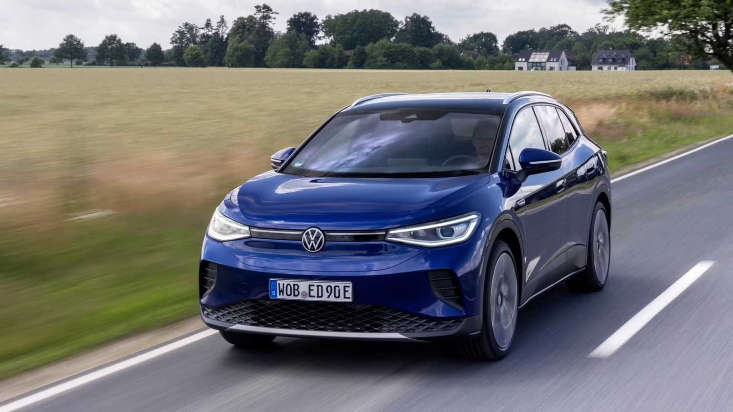 Front quarter view of the 2021 Volkswagen ID.4