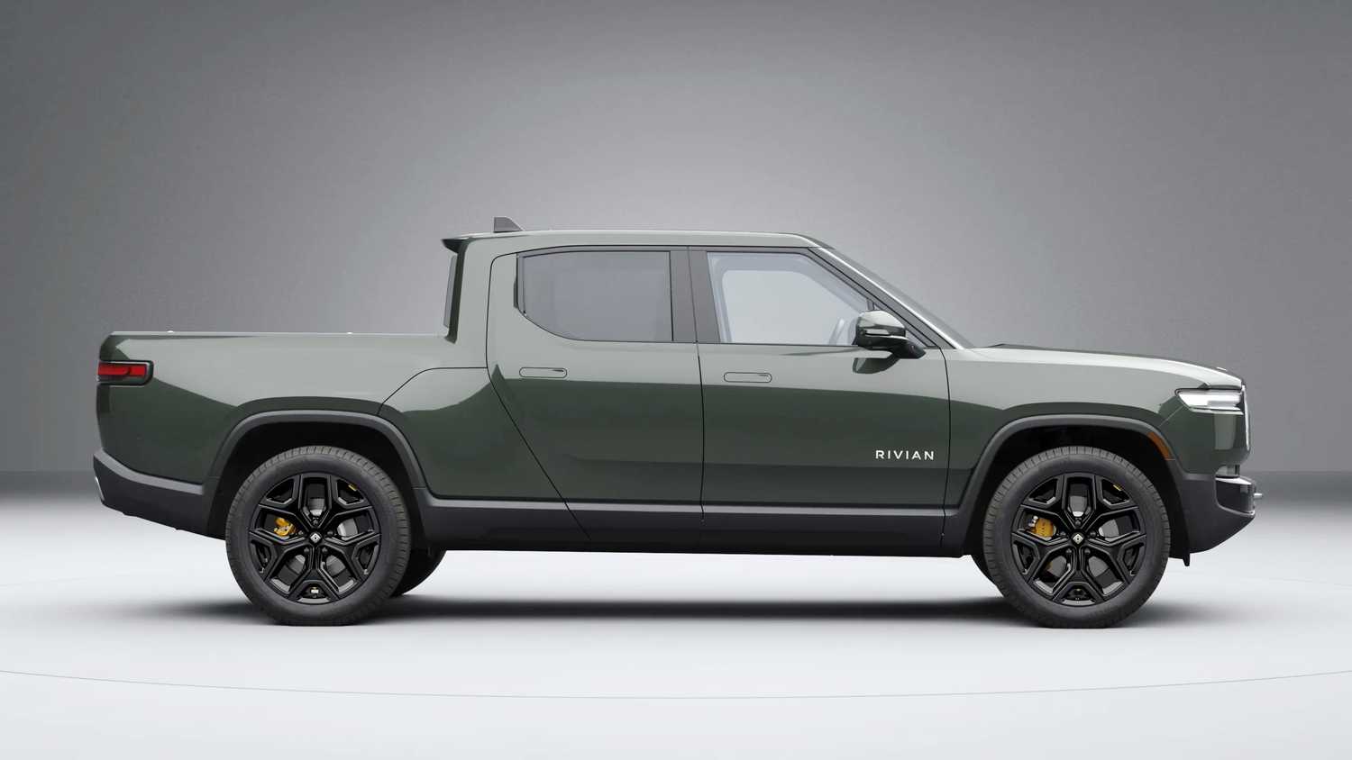Not a Tesla in sight - these 4 EVs actually impressed me