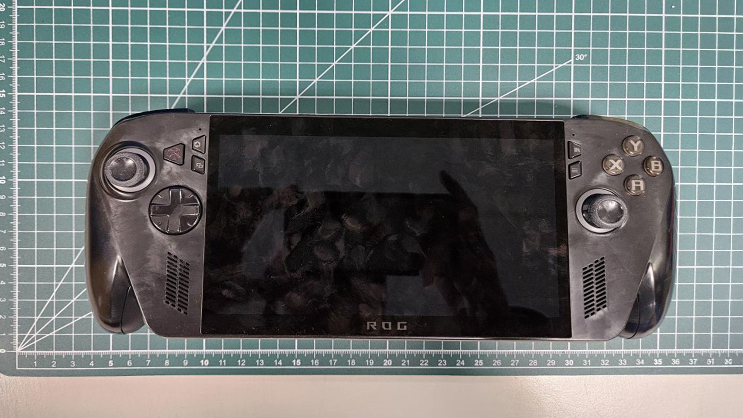 A photo of the ROG Ally X 2 from an FCC filing 