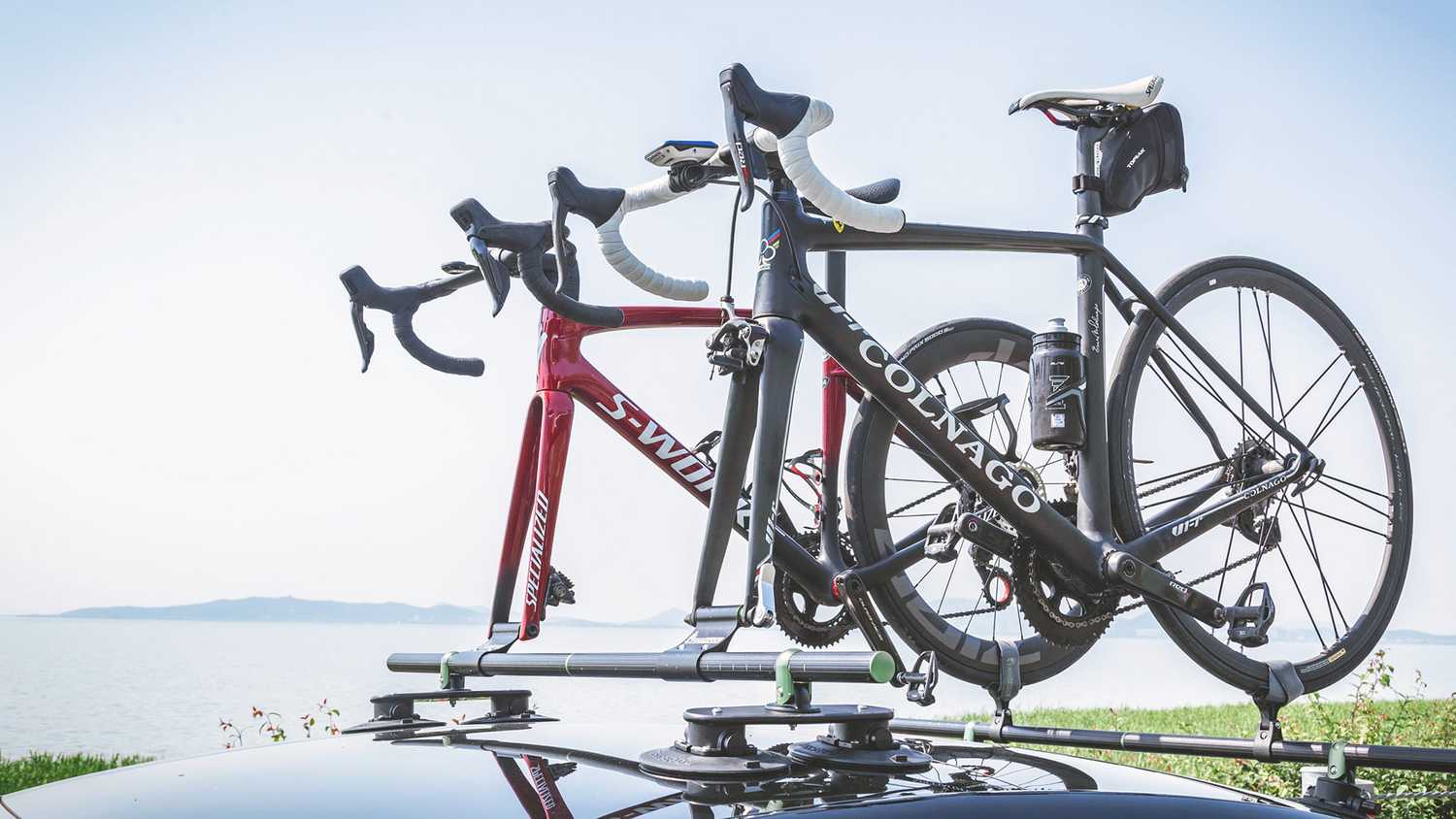 Tesla-Pro-Crossbar-Roof-Rack-3-scaled-1