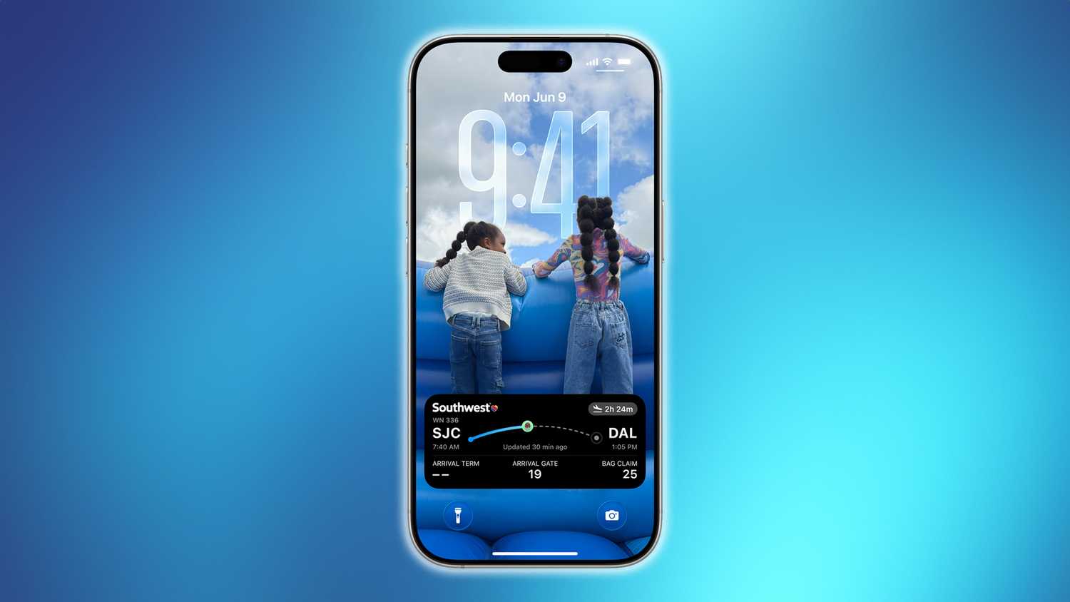 Apple Wallet boarding pass live activity.