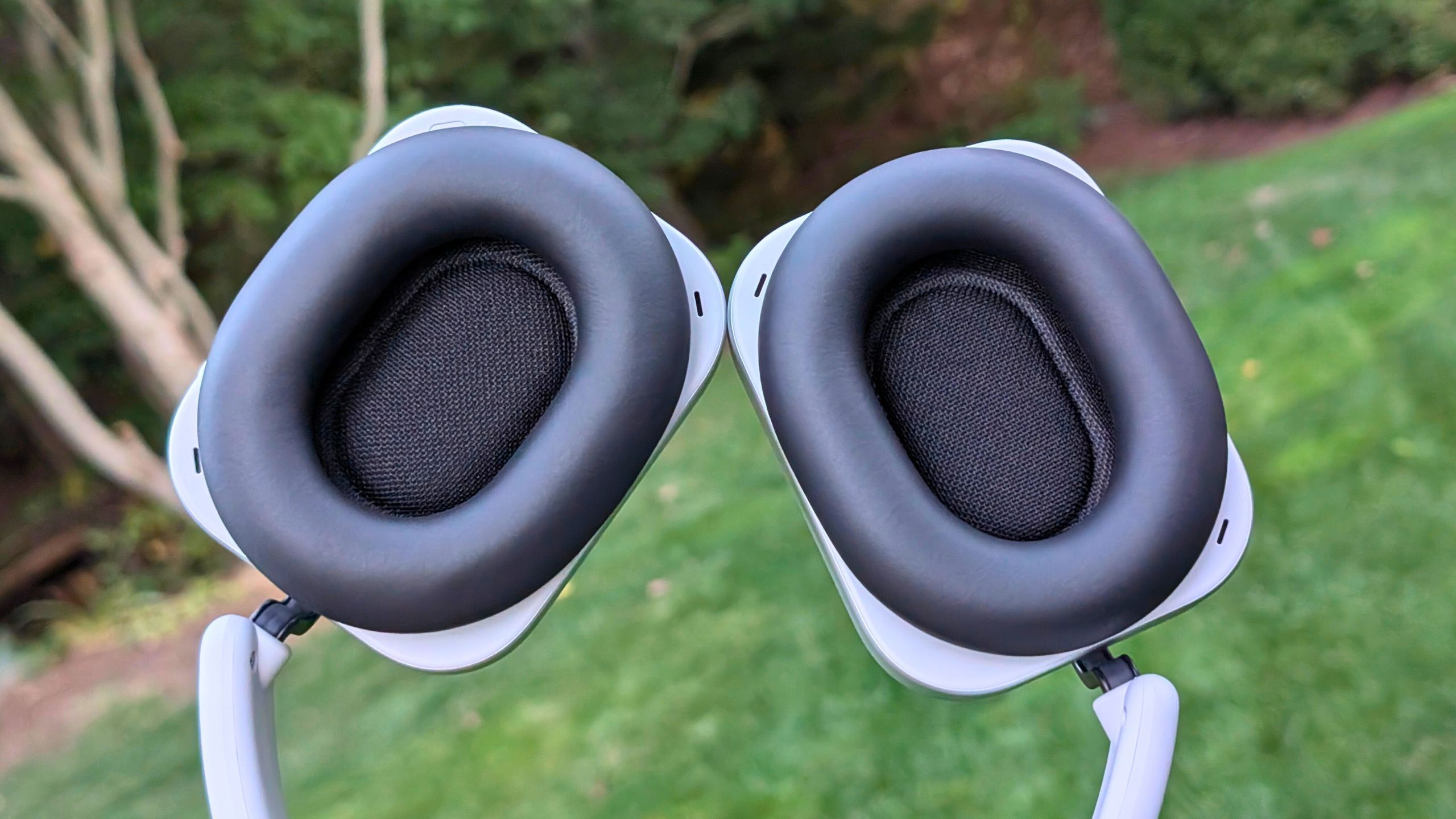 I can't get enough of the Nothing Headphone 1's supersonic