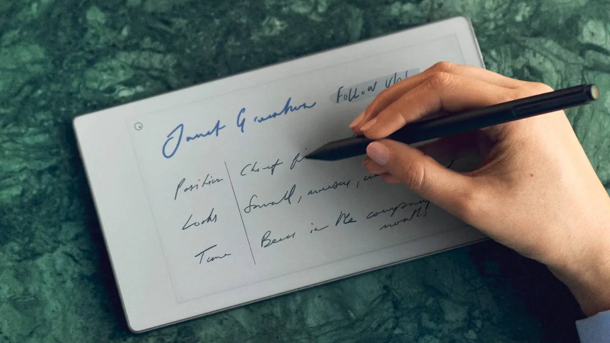 Remarkable's tiny E Ink tablet wants to replace your old school