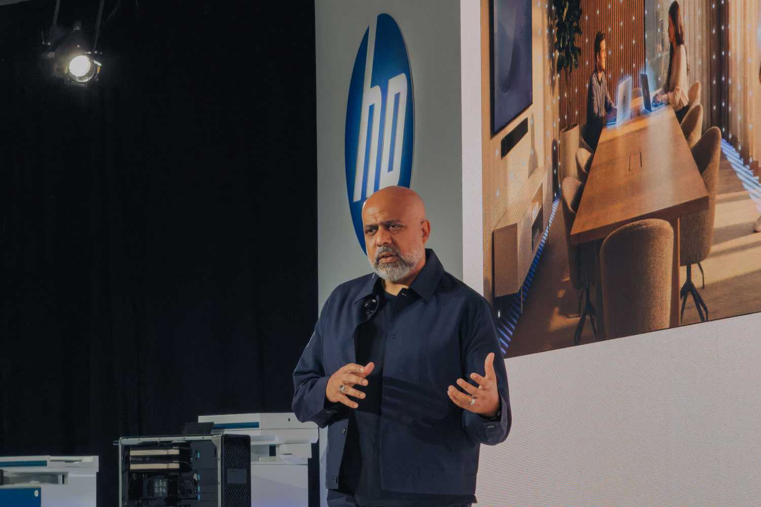 Imran Chaudri presenting at HP Imagine 2026