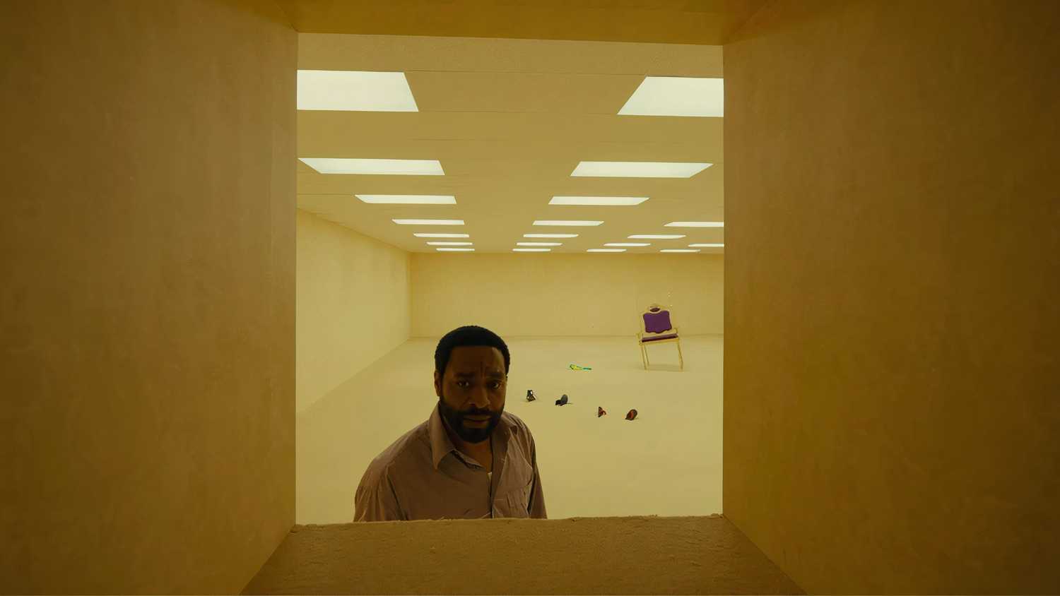 Chiwetel Ejiofor in Backrooms.
