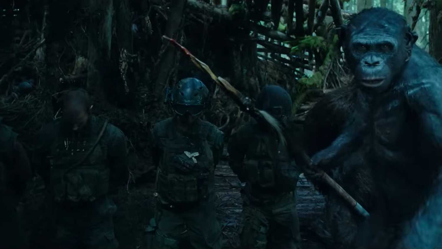 Ape with human hostages in War for the Planet of the Apes