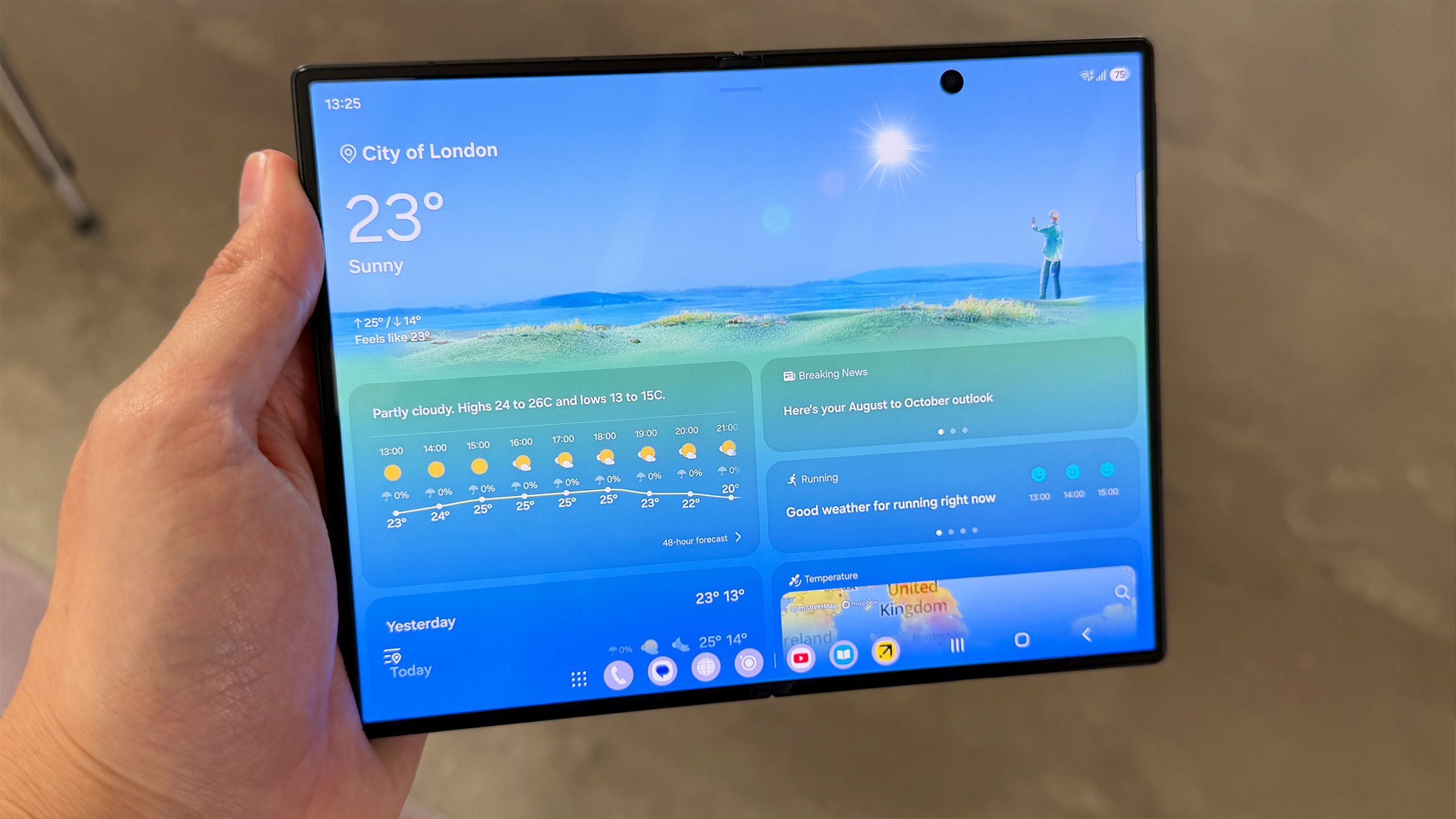 galaxy-z-fold-8-main-display