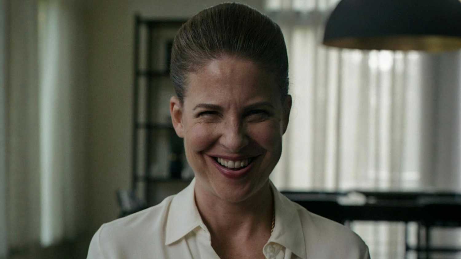 Robin Weigert in Smile