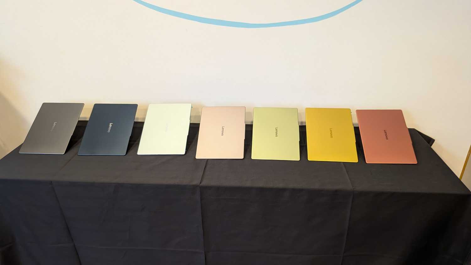 The Lenovo IdeaPad Vibe laptop colors on display.