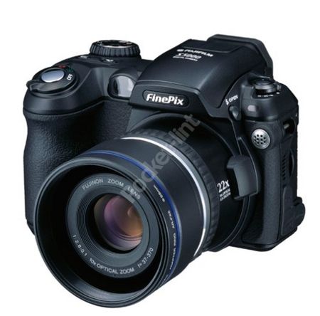 Fuji FinePix S5000 Zoom