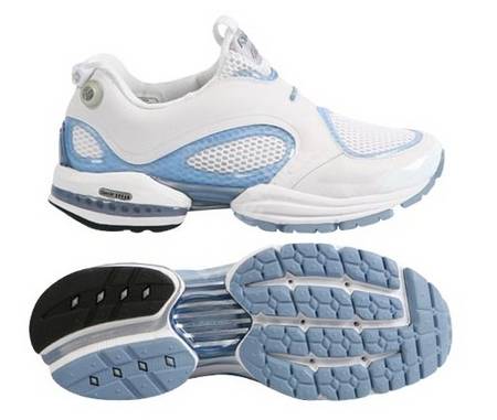 Reebok Pump 2 running trainers