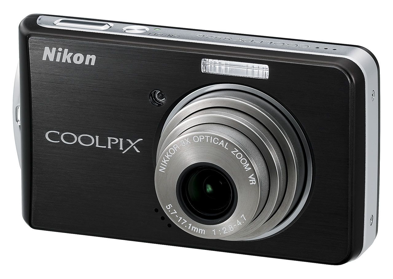 Nikon Coolpix S520 digital camera