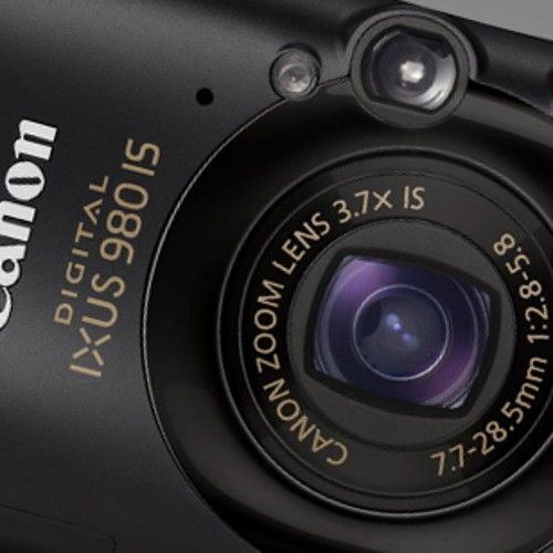 Canon IXUS 980 IS digital camera