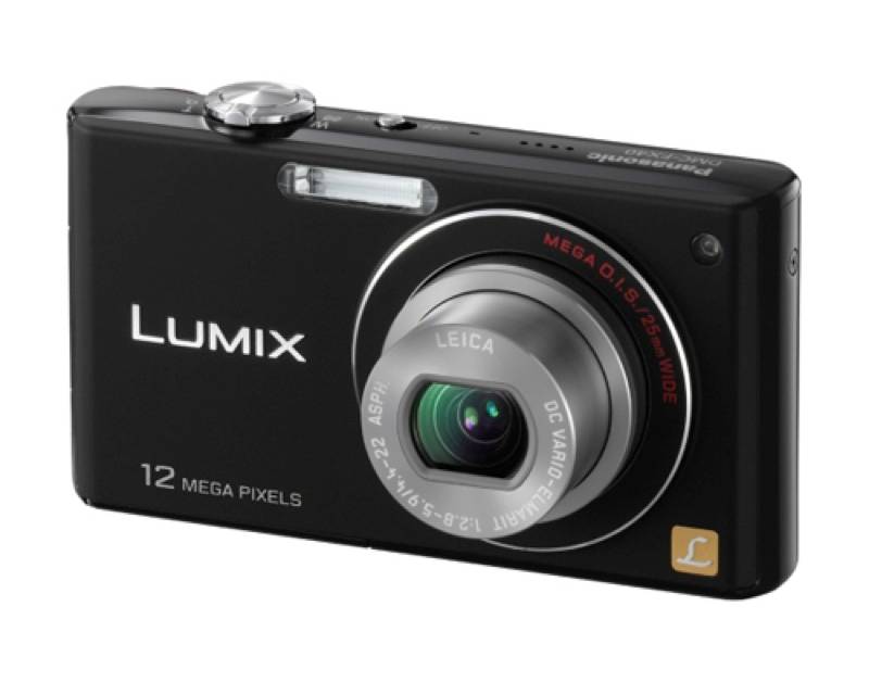 71247-cameras-review-panasonic 