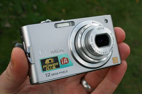 Panasonic LUMIX DMC-FX60 パナソニック デジカメ Panasonic Lumix DMC-FX60 digital camera