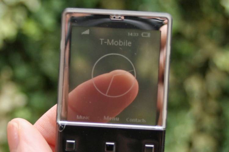 71544-phones-review-sony-
