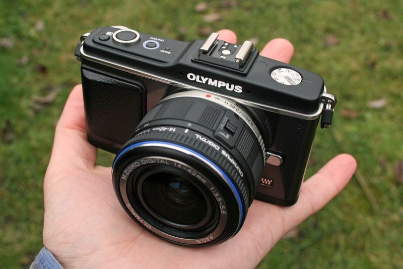 Olympus Pen E-P2 digital camera