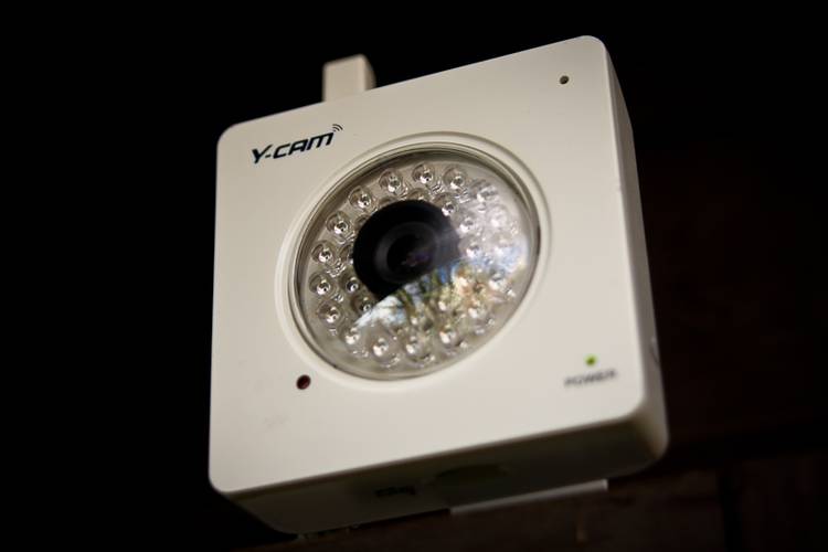 Y-Cam Knight SD wireless security camera