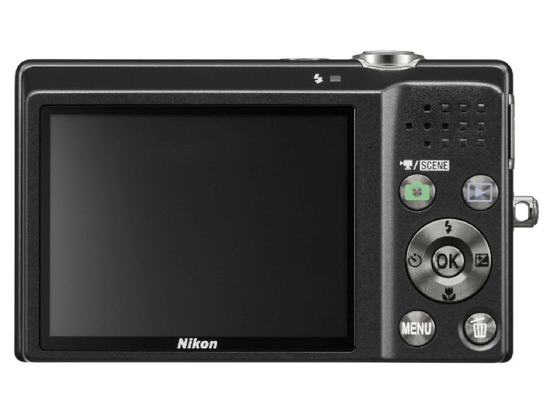 Nikon Coolpix S570 compact camera