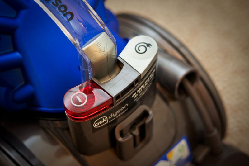 【専用】dyson city DC26 multi floor s-l1200.jpg