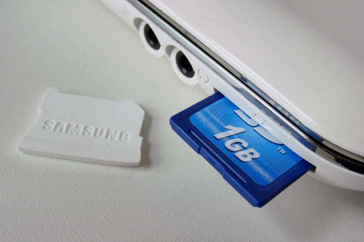 Samsung SF310-S02UK