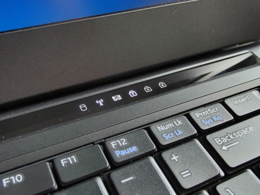 Dell Vostro V130