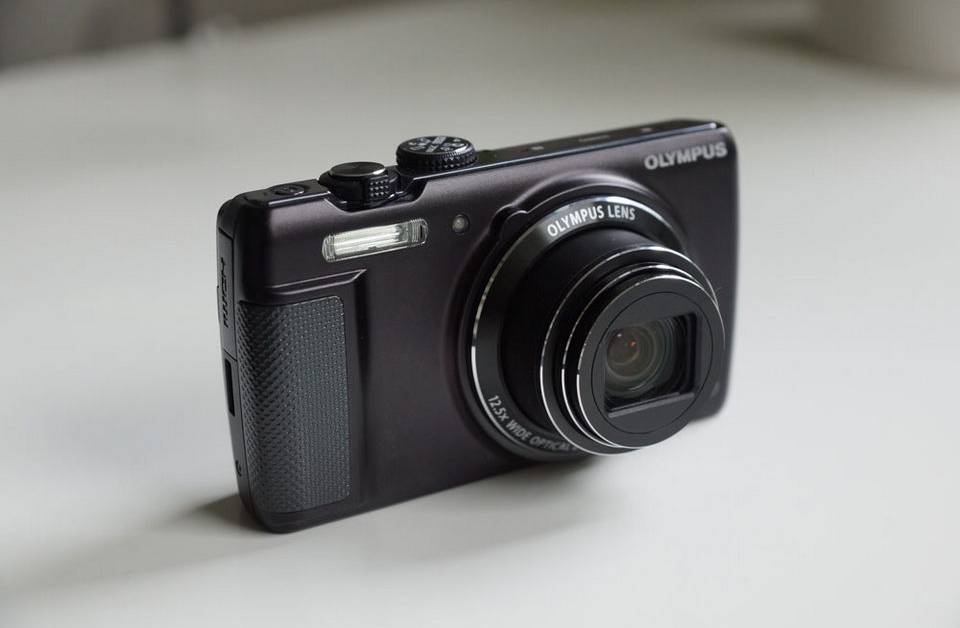 72794-cameras-review-olympus- 