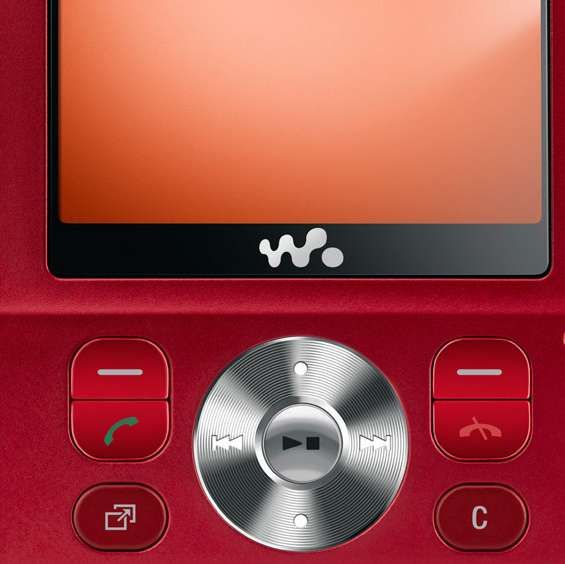 Sony Ericsson W880 - Legacy Portable Computing Wiki