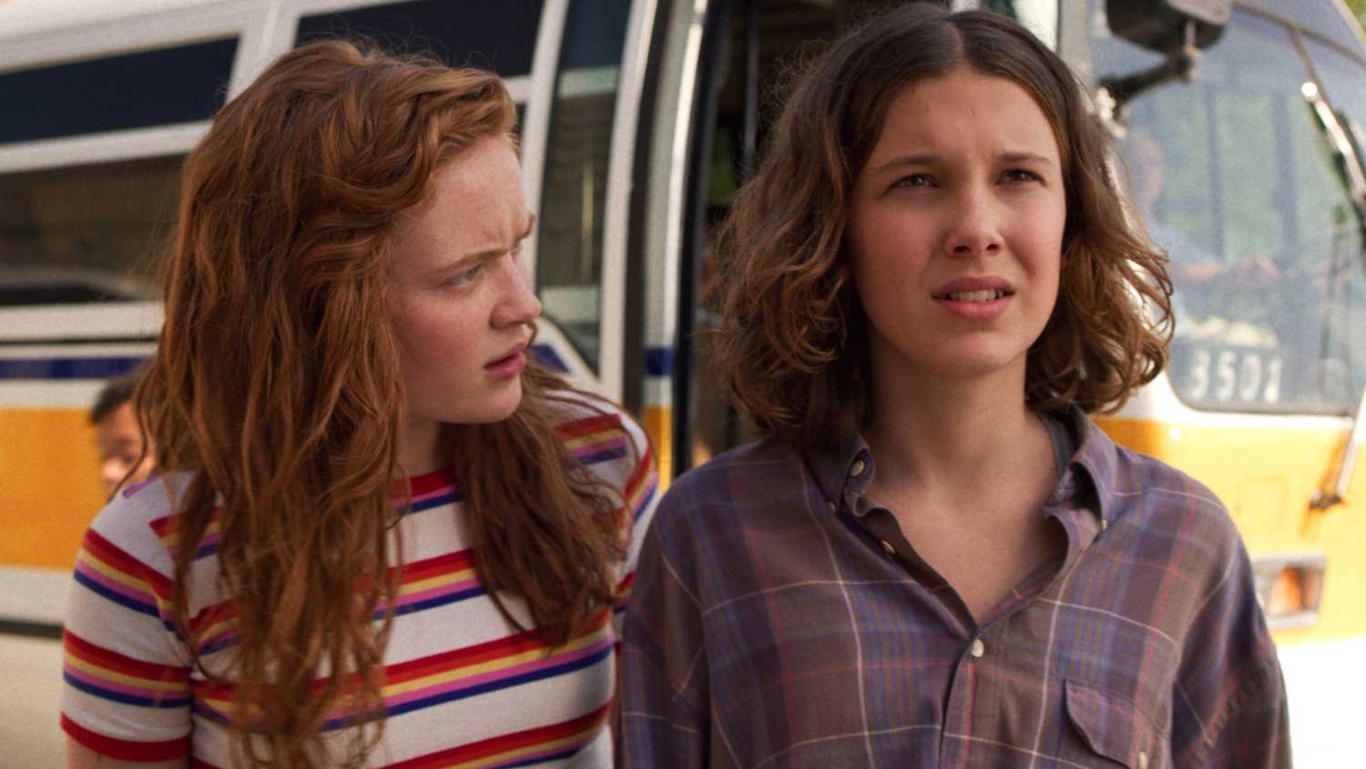max-and-eleven-in-stranger-things.jpg
