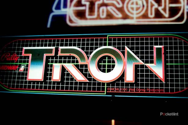 Discs of Tron (1983) retro hands-on