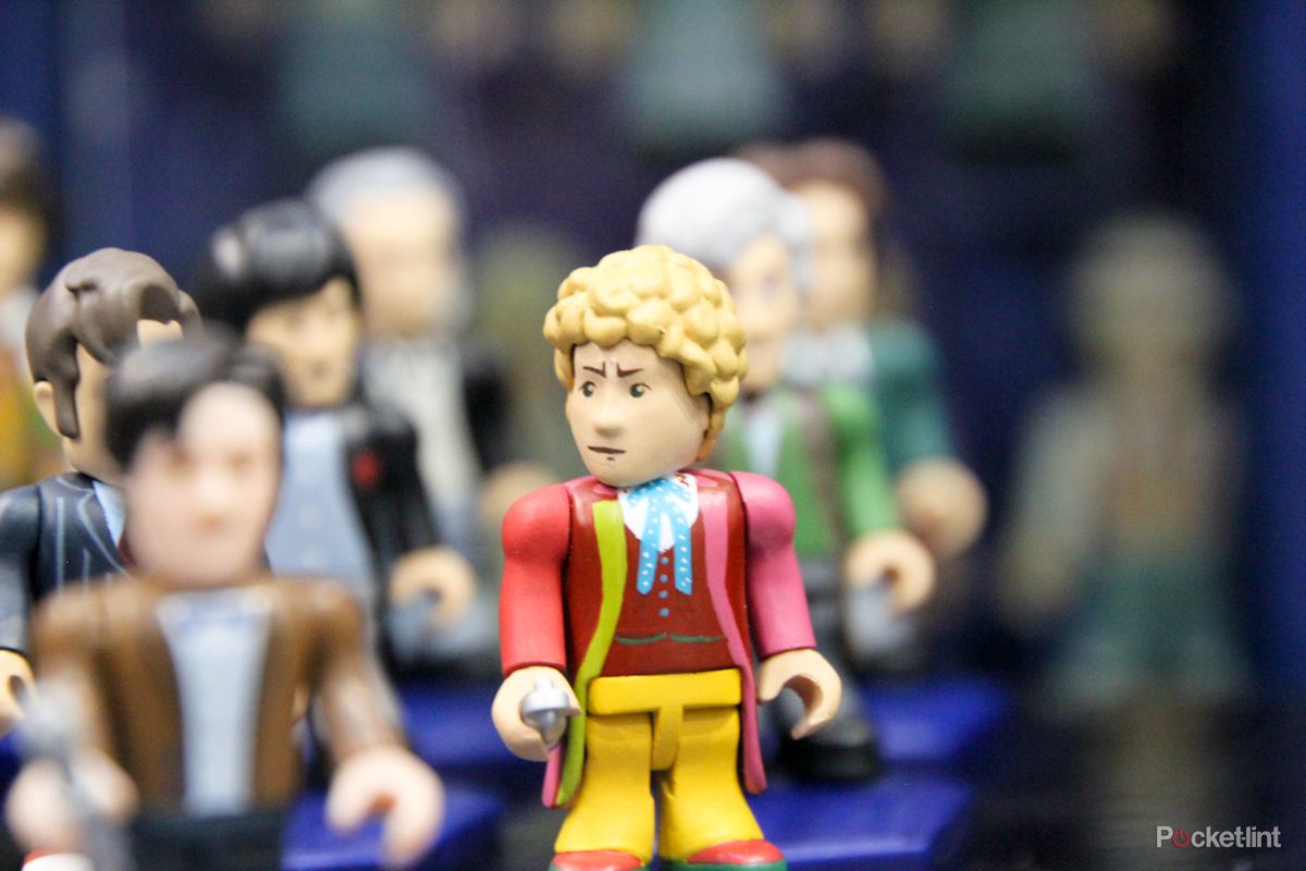 doctor who character building figures like timelord shaped lego minifigs image 2
