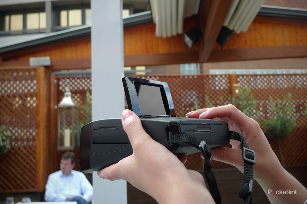 Polaroid Z340 camera hands-on