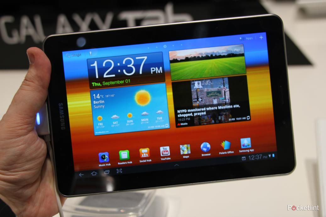 samsung galaxy tab 7 7 pictures and hands on image 2