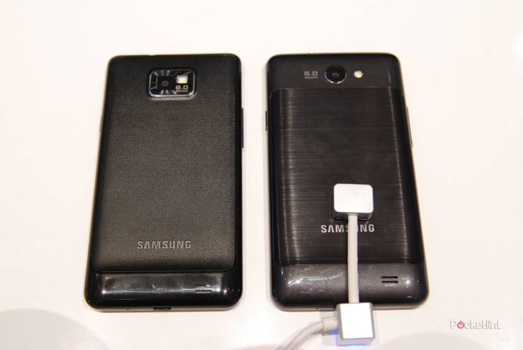 Samsung Galaxy R pictures and hands-on