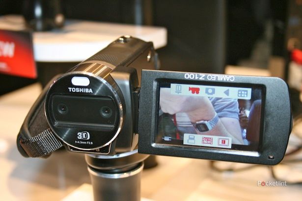 113760-cameras-news-hands-on-