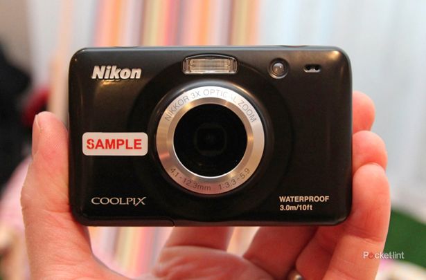 Nikon Coolpix S30 pictures and hands-on