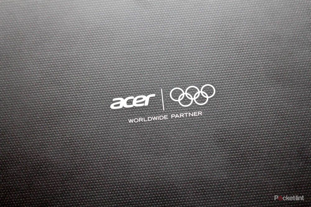 acer iconia tab a510 olympic edition pictures and hands on image 2