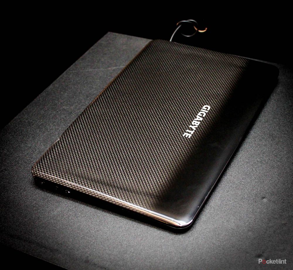 gigabyte x11 pictures and hands on image 11