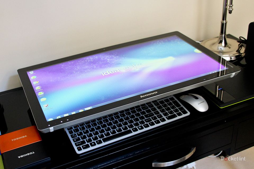 Lenovo IdeaCentre A720 all-in-one PC pictures and hands-on