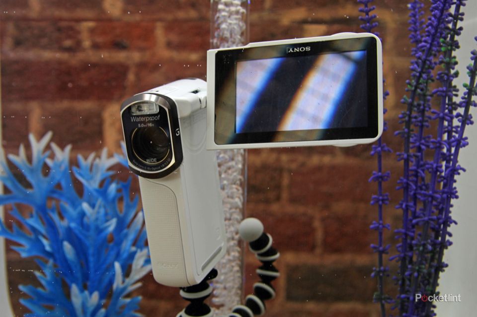 Sony Handycam HDR-GW55VE pictures and hands-on