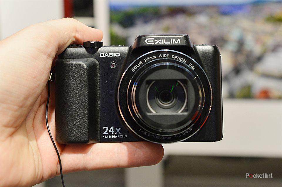 Casio Exilim EX-H50 pictures and hands-on